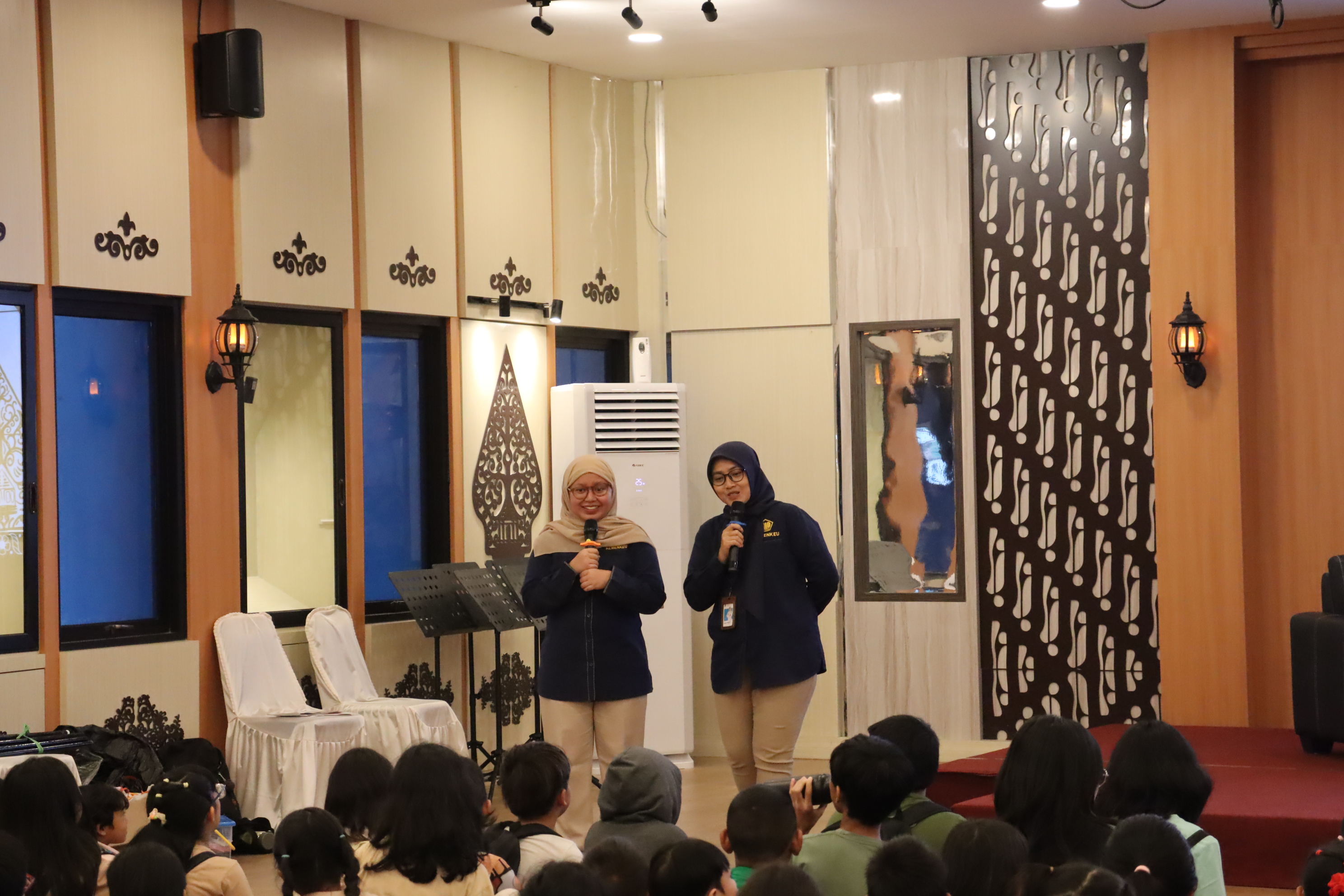 Reharsal Drama Musical